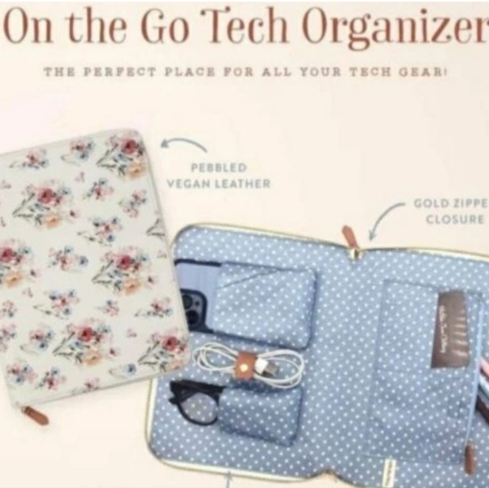 Matilda Jane On The Go Tech Organizer Tablet Pouch Heart To Heart 11in x 8in NWT